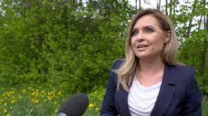 Od skomentowania doniesień nie powstrzymała się również znana z polsatu news agnieszka gozdyra. Agnieszka Gozdyra Wiek Wiki Slub Maz Agnieszki Gozdyry Ofio Pl
