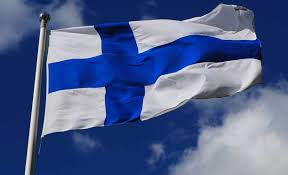Yötön yö ja Suomen lipun päivä - Vilhelm Junnila