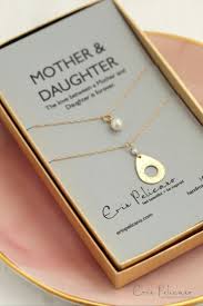 Luxury Gift For Mom Daughter Gold And Pearl Mother Daughter Necklace Set Meaningful Jewelry In 14k F Mother Daughter Jewelry Daughter Necklace Set Mom Jewelry