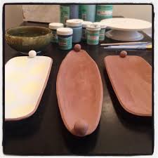 Today S Underglaze Goalshappy Sunday Pottery Ceramics Underglaze Keramik Ceramica Slabbuilt Greenware Dowhatyoulove Meraki Seramik Ve Comlek Isler