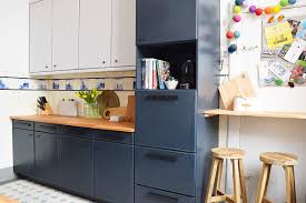 Painting kitchen cabinets can transform your entire kitchen. How To Paint Laminate Kitchen Cabinets Tips For A Long Lasting Finsish
