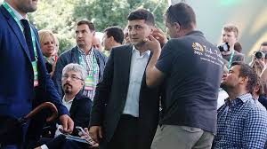 Лидер группы океан ельзи святослав вакарчук шокировал поклонников внезапной новостью о разводе с женой после 20 лет отношений. Ukrainskie Pasyansy Mir Kommersant