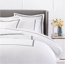 Top selected products and reviews. Amazon Com Amazon Brand Pinzon 400 Thread Count Egyptian Cotton Sateen Hotel Stitch Duvet Cover Full Or Queen Black Home Kitchen