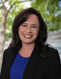 Donna Mahrt, Real Estate