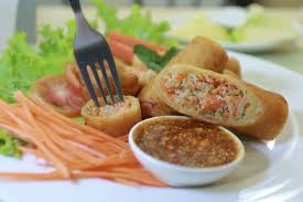 Diaporama 20 Idees De Plats Asiatiques A Emporter Que L On Peut Faire A La Maison Nems Plat Asiatique Idee Plat Cuisine Asiatique