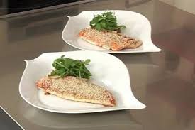 Decouvrez Cette Recette De Filets De Rouget A La Fleur De Sel Compotee D Aubergine Fumee Expliquee Par Nos Chefs Filets De Rouget Recette Rouget Rouget