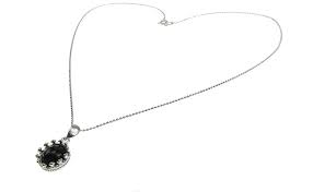 Alege sa porti un lant lung din argint daca ai o tinuta mai eleganta, alege un lantisor din argint tubular stralucitor, lantisor tip sarpe din. Lantisor Argint Cu Pandantiv Coroana Onix 8 Mm