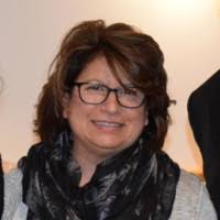 Julie Gammon's Instagram, Twitter & Facebook