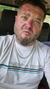 Gay Guy in Columbus Nebraska