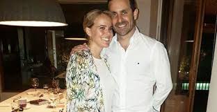Desde hace un tiempo el doctor cristián arriagada, viudo de javiera suárez, decidió rehacer su vida amorosa.de acuerdo a lo comentado por la periodista de farándula cecilia gutiérrez, se trataría de una mujer que no tiene nada que ver con el mundo de las luces. Esposo De Javiera Suarez Conto Detalles De Su Recuperacion Tras Exitosa Operacion Al Pulmon