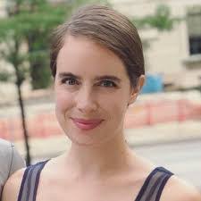 Lauren Eades's Instagram, Twitter & Facebook