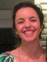 Leonor Castro's Instagram, Twitter & Facebook