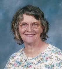 Elaine Petersen's Instagram, Twitter & Facebook