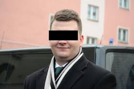 The latest tweets from @bartarendt Bartlomiej M Na Wolnosci Ulubieniec Macierewicza Wyszedl Z Aresztu