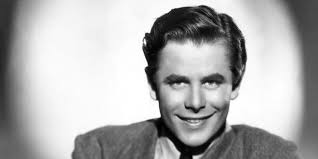 GLENN FORD and ELEANOR POWELL with son Peter. 🌴🎬🎥🌴