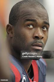 Asher Allen of the Minnesota Vikings during a NFL game against the... News  Photo