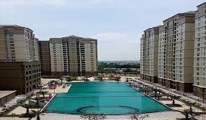 448m2 với hồ bơi sân vườn rộng rãi, diện tích xây dựng 168m2 tổng diện tích sàn xây dựng 773m2, có 5 phòng ngủ, phòng giải trí, khu vực đậu xe, không gian sinh hoạt chung khá lớn. Há»c BÆ¡i á»Ÿ Quáº­n 9 Táº¡i Trung Tam Dáº¡y BÆ¡i Swim To Be Live