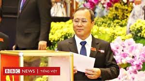 Về học vấn, ông có nhiều bằng cấp như cử nhân luật, cao cấp thanh vận và cử nhân lý luận chính trị. Quá»'c Há»™i Vn Sáº½ Báº§u Láº¡i Cac Chá»©c Cao Nháº¥t Vá»›i Nghá»‹ TrÆ°á»ng 499 Ä'áº¡i Biá»ƒu Bbc News Tiáº¿ng Viá»‡t