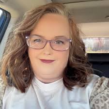 Vicky Chandler Hutchens