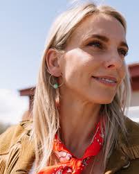 Beth is back! Who's ready for the Yellowstone season premiere tonight? 👀  We can't wait to see if her iconic quill earrings or any other  @shopcommonform beauties make an appearance. Shop the