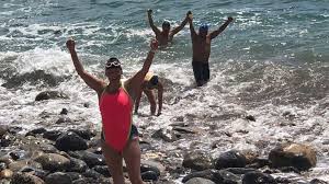 Lier Makes Rare 20 Mile Swim To Honor Late Mother Swimming Rare Catalina