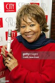 84 Mavis Grant Stock Photos, High-Res Pictures, and Images