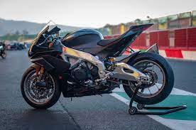 Up-close With The Aprilia Rsv4 1100 Factory - Asphalt Rubber Aprilia Sport Bikes Aprilia Motorcycles