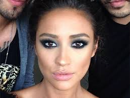 Makeup For Brown Eyes Eyeshadow Tutorials For Dark Eyed Girls Brown Eyes Pop Makeup For Brown Eyes Hair Makeup