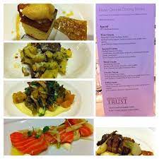 This is a unique dining experience that you should absolutely check out if you happen to be in chicago on a monday night. The Dining Room At Kendall College 900 N North Branch St