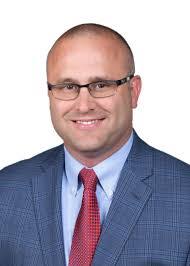 Stephen Leist's Instagram, Twitter & Facebook