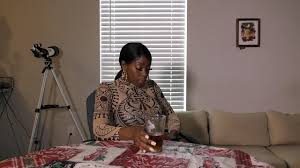 Hot big tit ebony milf burps - XNXX.COM