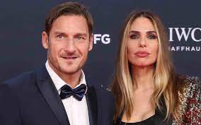 Daniela also chose the name for the youngest daughter, melory, who after silvia and ilary is the last member of the blasi family. Francesco Totti E Ilary Blasi Si Lasciano La Voce Sul Web