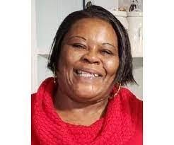 Paulette Robichaud's Instagram, Twitter & Facebook