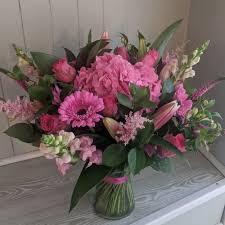 Flower vase arrangement is a simple and cheap ways to decorate your home, flowers are an essential element in home decoration, because send the be my love bouquet of flowers from darling's flowers in los angeles, ca. Flowercraft Lindfield Hot Pink Diabolo Vase 75
