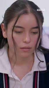 Laura cree que tiene a la familia perfecta, pero una fuerte traición  terminará con su matrimonio 🌹 #LaRosa. Encuentra los capítulos completos  en el link en biografía ☝🏻 . . . #LaRosaDeGuadalupe #Televisa  #LasEstrellas #SoloEnBlim