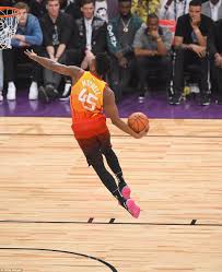 Donovan mitchell won the 2018 nba slam dunk contest and proved to be one of the best dunkers donovan mitchell is your 2018 verizon slam dunk champion! Donovan Mitchell Dunk Contest Shoes Cheap Online