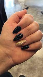 Acrylic With Shellac On Top Black And Gold Accent Nail Black Acrylic Nails Gold Nails Prom Gold Acrylic Nails