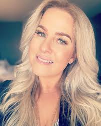 Clair Farley (@clairjoyfarley) • Instagram photos and videos