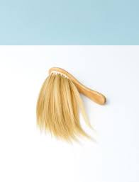 Every time we go to a salon we're amazed at the amount of brushes they use to create our perfect look, but we never really understood what they were all for or what they did. Bless Small Hairbrush Blonde Via The Absolute Art Blog Hair Art Beauty Hair Brush