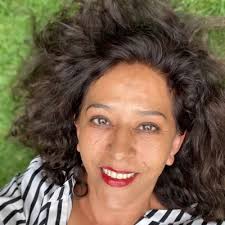 Gina Solis (@ginasolg)