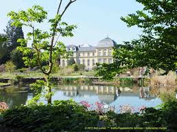 Hotel in der bonner stadtteil beuel, es liegt 2,5 km von stadtzentrum entfernt. Bonn Poppelsdorfer Schloss Botanischer Garten Picture Of Botanical Garden Bonn Tripadvisor