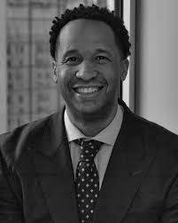 arielalternatives Managing Director Lorenna Buck spoke at this year's  @fortunemag Future of Finance conference in New York City, sharing  #ProjectBlack's investment thesis with the audience. Many thanks to  co-panelists Roy Swan of