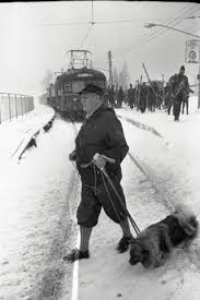 Kong olav var engasjert til det siste, før hjertet hans ikke orket mer. Pin Pa Vintage Sportswear