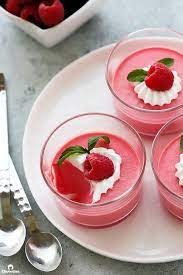 Bila akan mengkonsumsi yoghurt, disarankan yang plain yoghurt. Creamy Yogurt Jello Cleobuttera