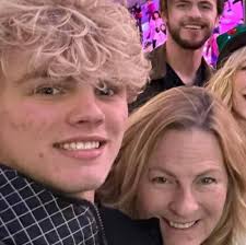 How to add CarPlay to a 2017 BMW 430i?