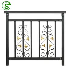 Tampilannya menjadi lebih sederhana sehingga terlihat minimalis, simple. Simple Porch Handrail Deck Railings Iron Railings For Balconies Buy Iron Railings For Balconies Veranda Iron Railing Outdoor Iron Railings Product On Alibaba Com