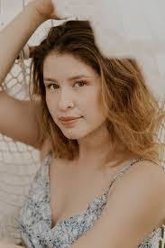 Clarisa Rios's Instagram, Twitter & Facebook