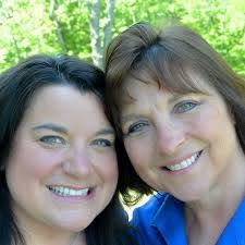 Amy Fuson's Instagram, Twitter & Facebook