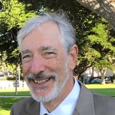 Howard Lakin's Instagram, Twitter & Facebook