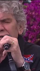 Cuando el amor te decepciona: homenaje a Dan McCafferty
